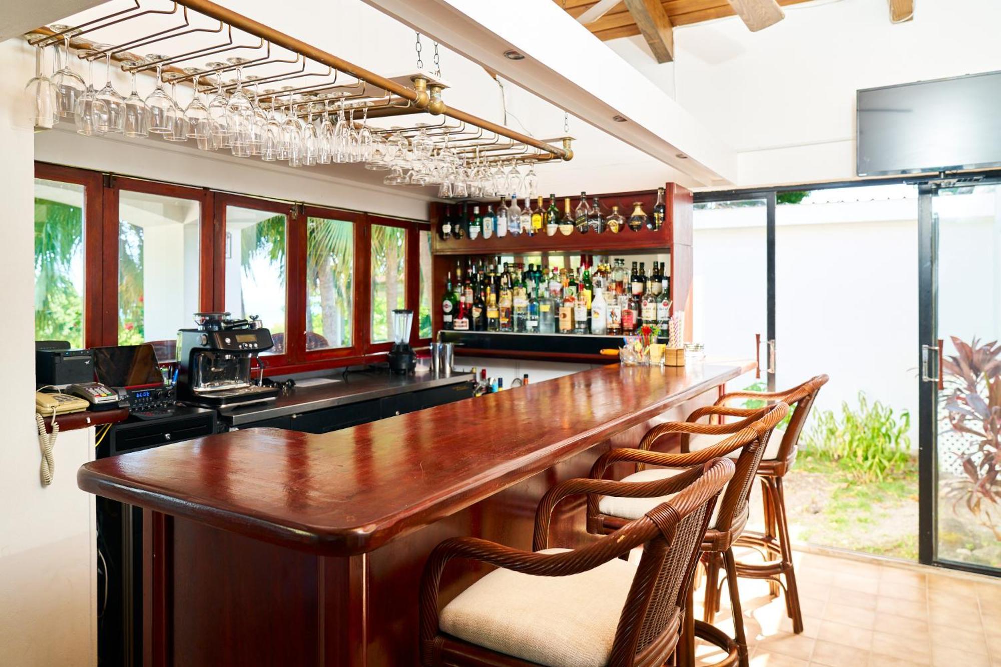 Mount Nevis Hotel 外观 照片