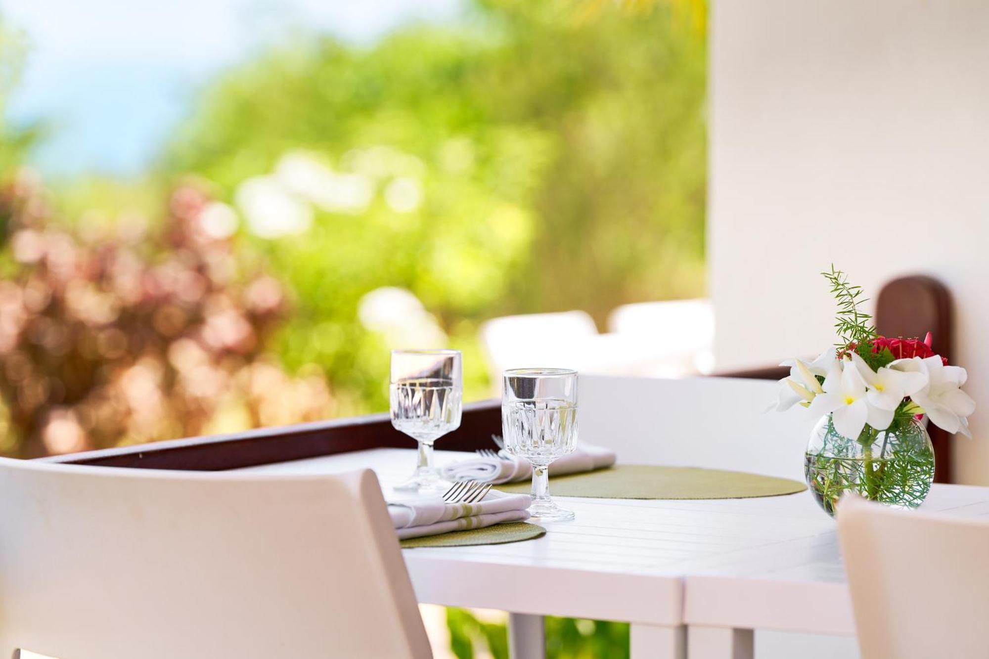 Mount Nevis Hotel 外观 照片
