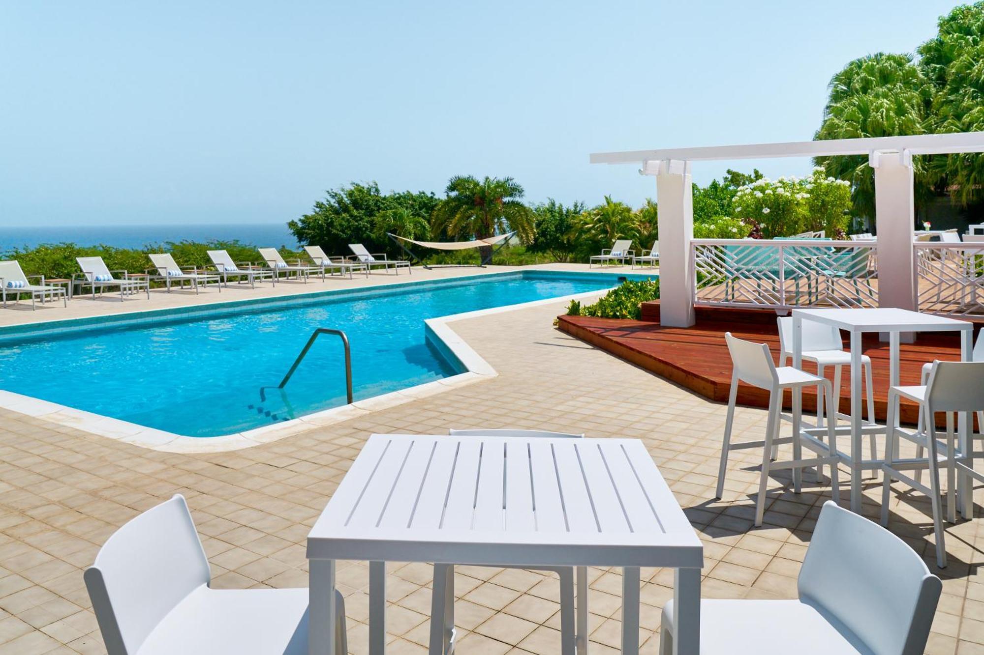 Mount Nevis Hotel 外观 照片